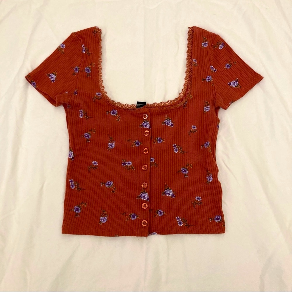 Forever 21 cropped tshirt